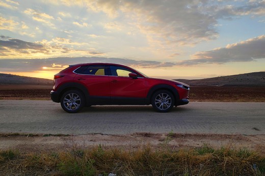 מאזדה CX-30